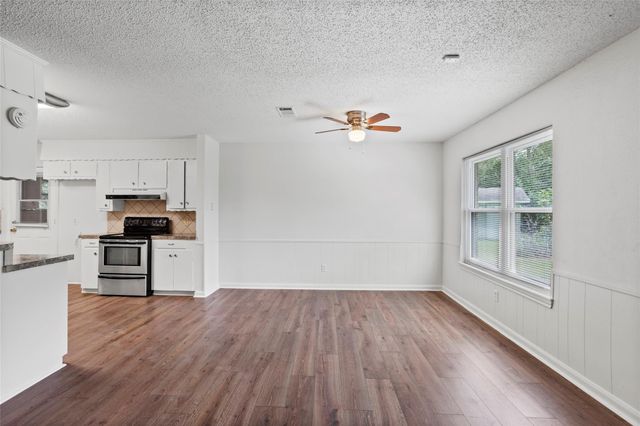 1717 Jones Street, Alvin, TX 77511