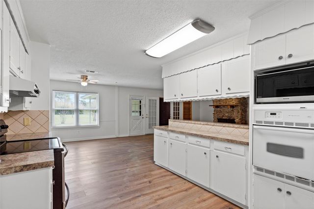 1717 Jones Street, Alvin, TX 77511