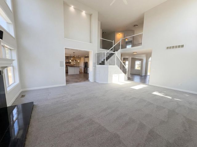 8189 Shady Maple Drive, Canal Winchester, OH 43110