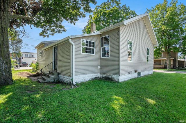 128 W 7th Street, Rochester, IN 46975