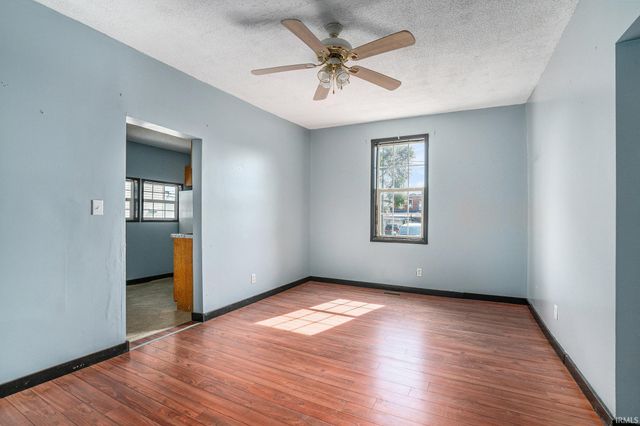 128 W 7th Street, Rochester, IN 46975