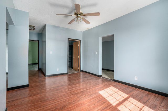 128 W 7th Street, Rochester, IN 46975