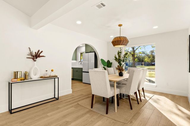 10111 Rocking Horse RD, Austin, TX 78748