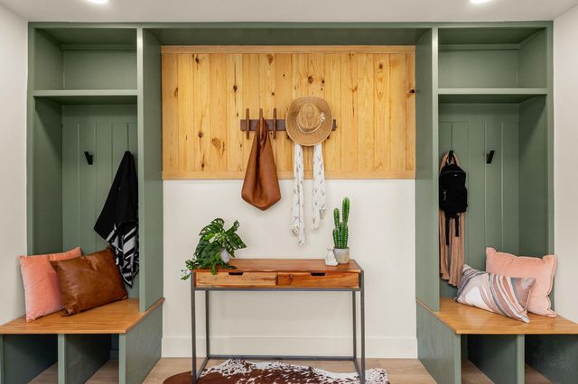 10111 Rocking Horse RD, Austin, TX 78748