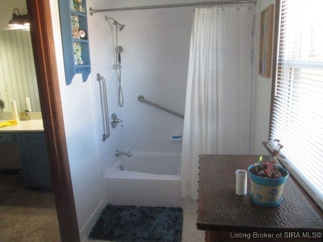 3318 Julian Drive, New Albany, IN 47150