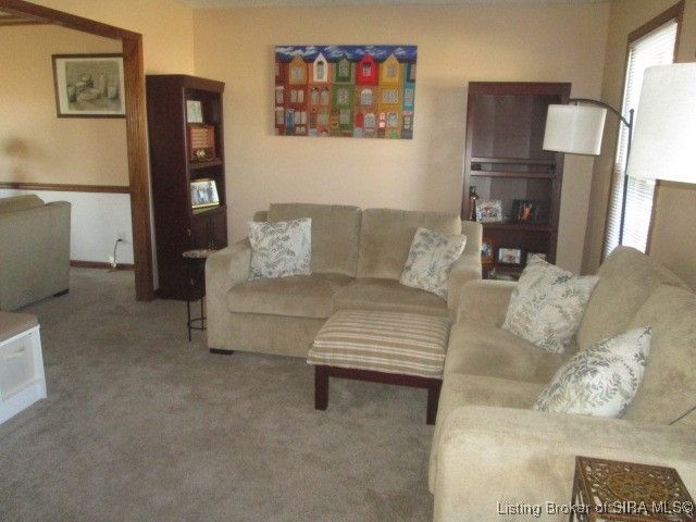 3318 Julian Drive, New Albany, IN 47150