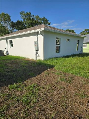 6125 7th Place, Vero Beach, FL 32968