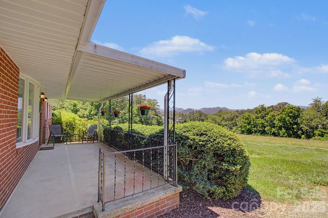 788 Alexander Road, Alexander, NC 28701