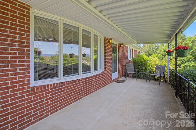 788 Alexander Road, Alexander, NC 28701
