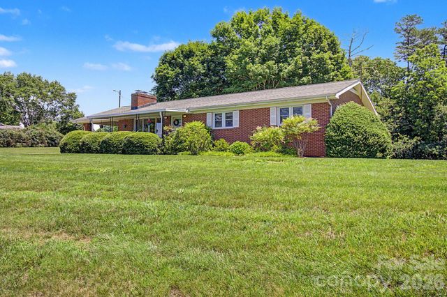 788 Alexander Road, Alexander, NC 28701