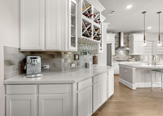 18 Trailing Lantana Place, The Woodlands, TX 77354