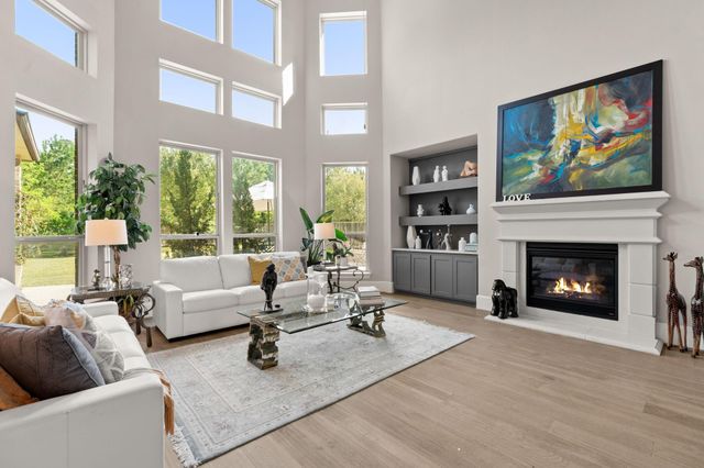 18 Trailing Lantana Place, The Woodlands, TX 77354