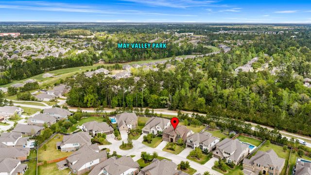 18 Trailing Lantana Place, The Woodlands, TX 77354