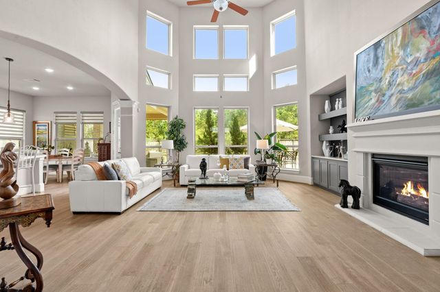 18 Trailing Lantana Place, The Woodlands, TX 77354