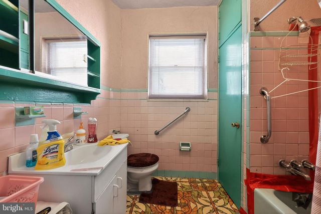 1123 WOLF ST, Philadelphia, PA 19148