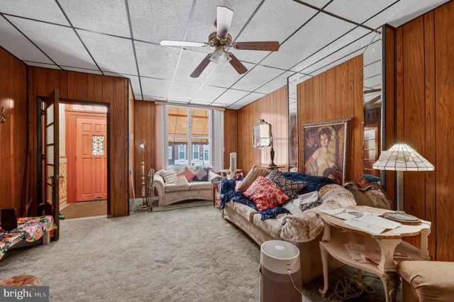 1123 WOLF ST, Philadelphia, PA 19148