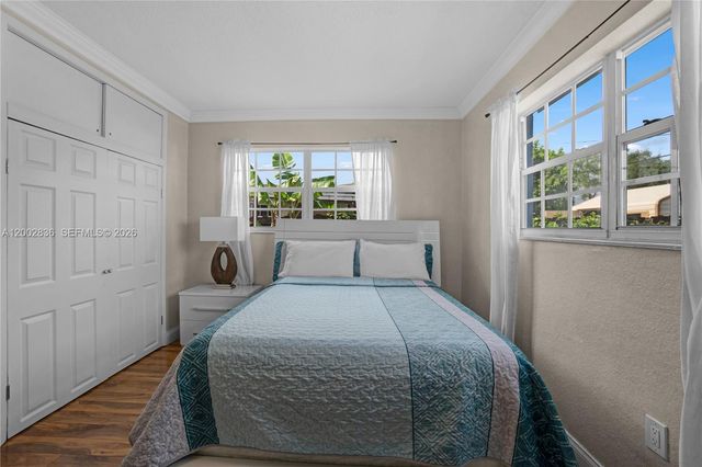 2310 De Soto Dr, Miramar, FL 33023