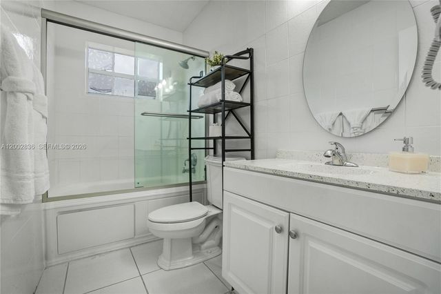 2310 De Soto Dr, Miramar, FL 33023