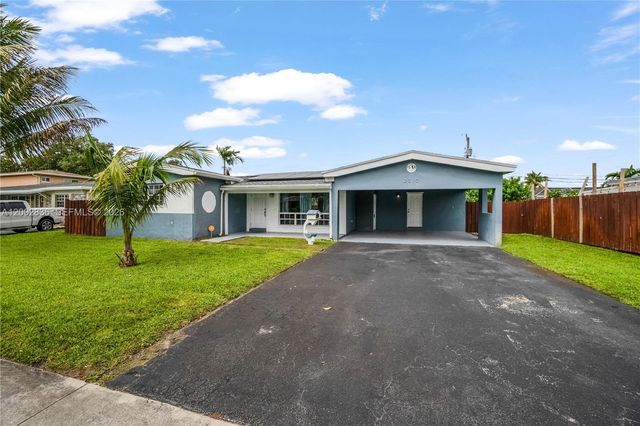 2310 De Soto Dr, Miramar, FL 33023