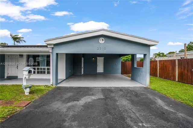 2310 De Soto Dr, Miramar, FL 33023