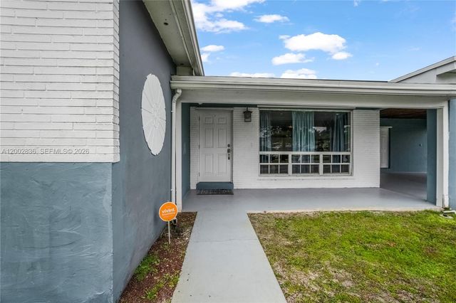 2310 De Soto Dr, Miramar, FL 33023