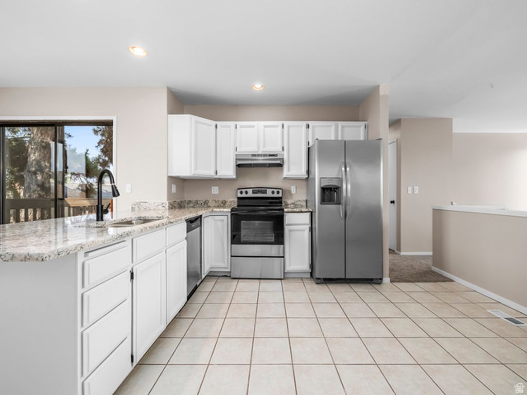 2450 W HARD ROCK DR, Taylorsville, UT 84129 — photo 5