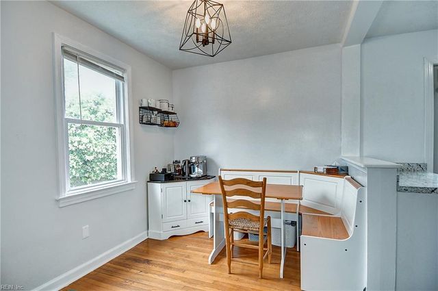 617 Hudson Ter, Newport News, VA 23605