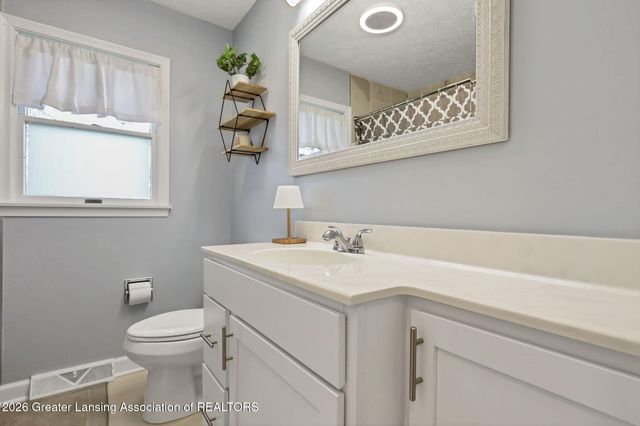 4845 Tartan Lane, Holt, MI 48842
