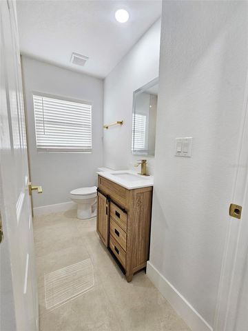 6405 N HALE AVENUE, Tampa, FL 33614