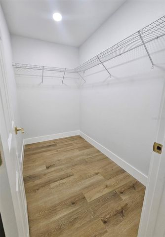 6405 N HALE AVENUE, Tampa, FL 33614