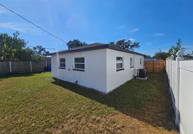 6405 N HALE AVENUE, Tampa, FL 33614