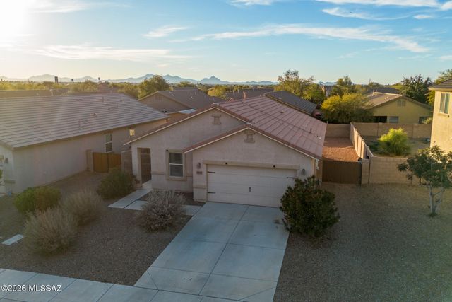 14139 N Dart Point Way, Marana, AZ 85658