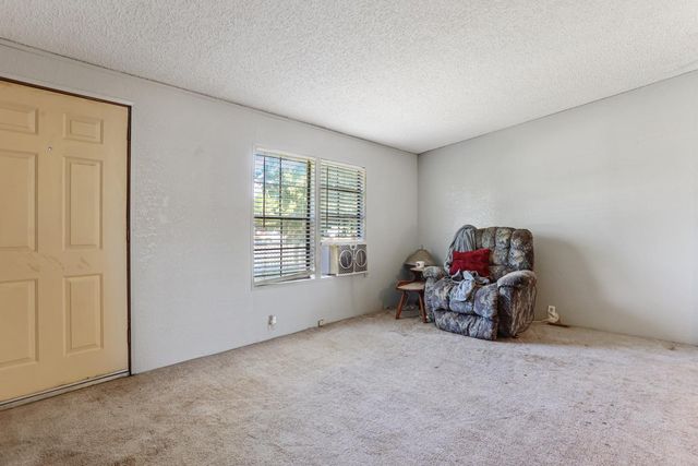 415 S Cardinal Ave, Stockton, CA 95215