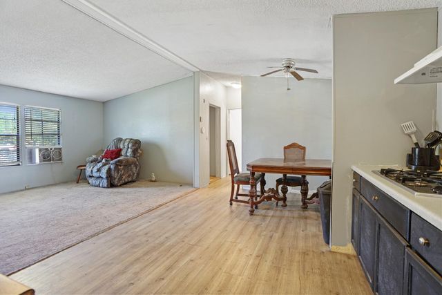 415 S Cardinal Ave, Stockton, CA 95215