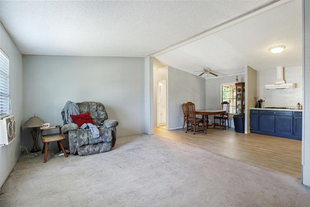 415 S Cardinal Ave, Stockton, CA 95215