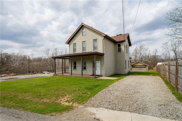 19 Old Monongahela Pike, Somerset Twp, PA 15330