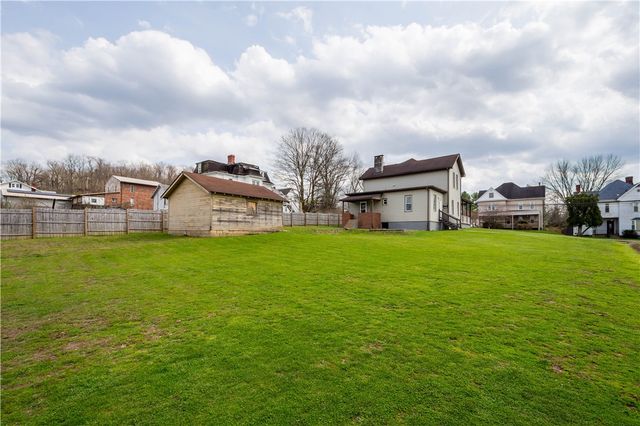 19 Old Monongahela Pike, Somerset Twp, PA 15330
