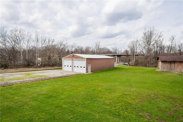 19 Old Monongahela Pike, Somerset Twp, PA 15330