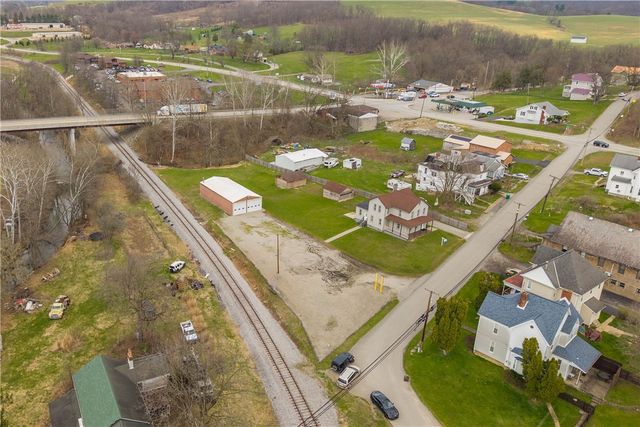 19 Old Monongahela Pike, Somerset Twp, PA 15330