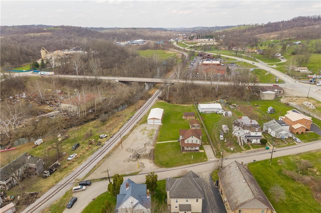 19 Old Monongahela Pike, Somerset Twp, PA 15330