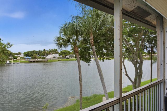 5501 Lakeside Drive 207, Margate, FL 33063