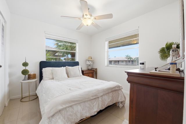 5501 Lakeside Drive 207, Margate, FL 33063