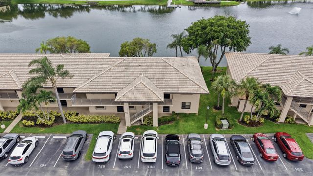 5501 Lakeside Drive 207, Margate, FL 33063