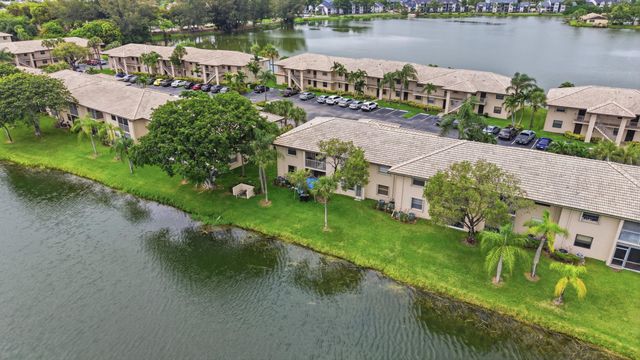5501 Lakeside Drive 207, Margate, FL 33063