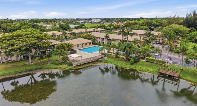 5501 Lakeside Drive 207, Margate, FL 33063