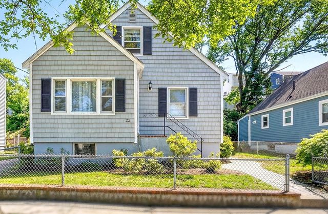 32 Vogel Street, Boston, MA 02132