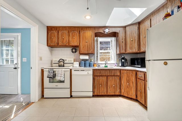 32 Vogel Street, Boston, MA 02132