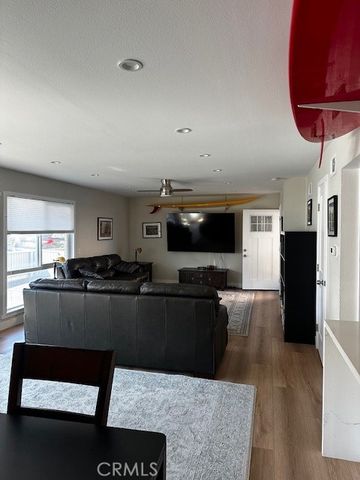 4704 Seashore Drive, Newport Beach, CA 92663