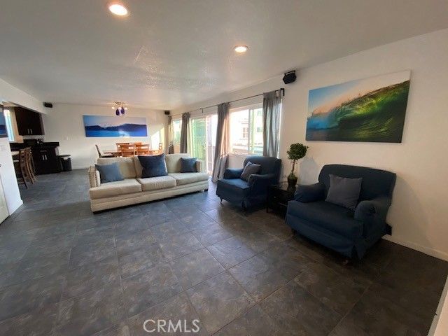 4704 Seashore Drive, Newport Beach, CA 92663