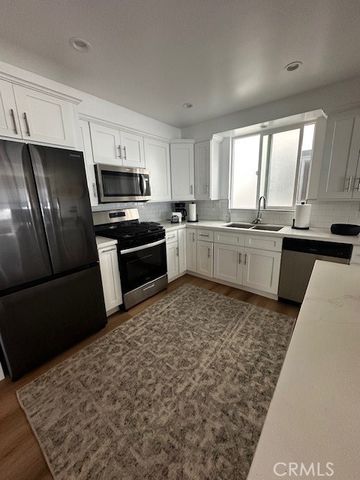 4704 Seashore Drive, Newport Beach, CA 92663